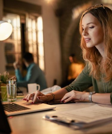 Come scegliere i migliori strumenti digitali per ottimizzare il lavoro da freelance